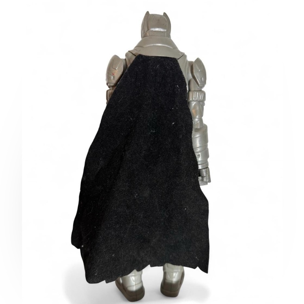 DC Batman vSuperman Armored Batman 12" Action Figure Mattel 2015 Dawn of Justice - Picture 3 of 4